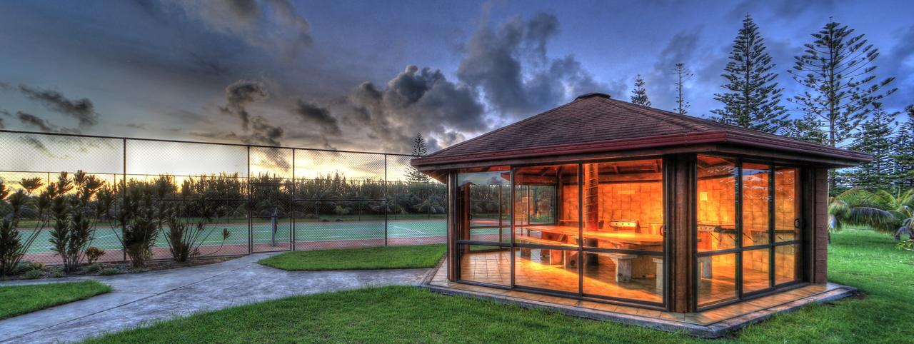 Ocean Breeze Cottages Burnt Pine Exterior foto